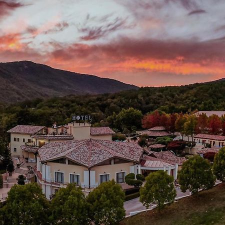 San Raffaele Hotel Restaurant & Resort Castelluccio Superiore Kültér fotó