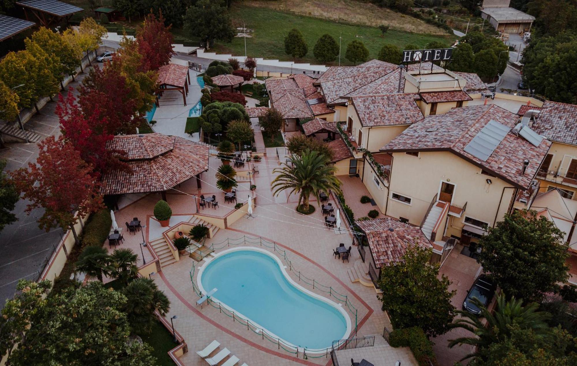 San Raffaele Hotel Restaurant & Resort Castelluccio Superiore Kültér fotó